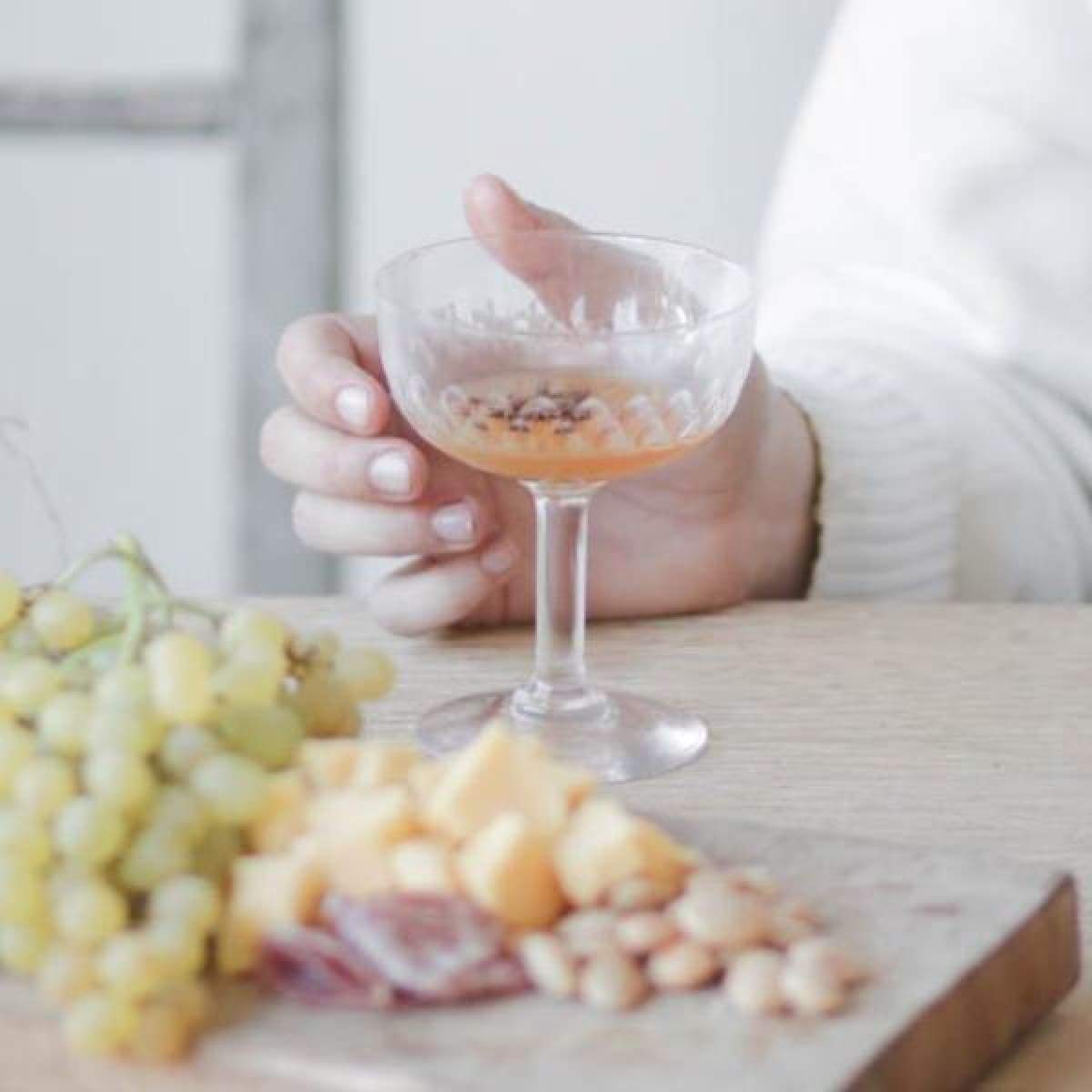 Etched Champagne Coupe Set Of 4