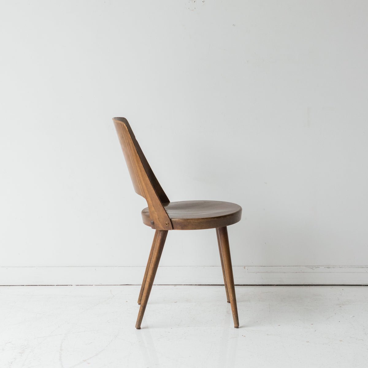 Mondor Dining Chair
